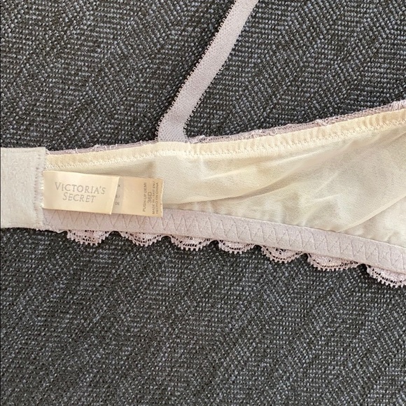 Victoria’s Secret Bra - Picture 5 of 6